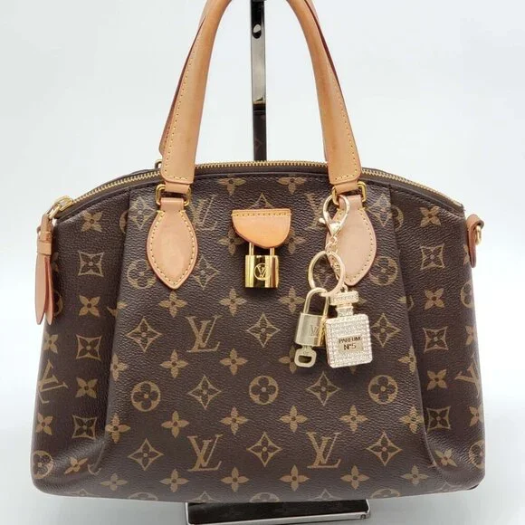 Authentic Louis Vuitton Gold Lock & Key🔑Bag Charm w/Unbranded Perfume Charm - Picture 7 of 7